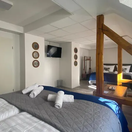 Apartment Nowa 1 *