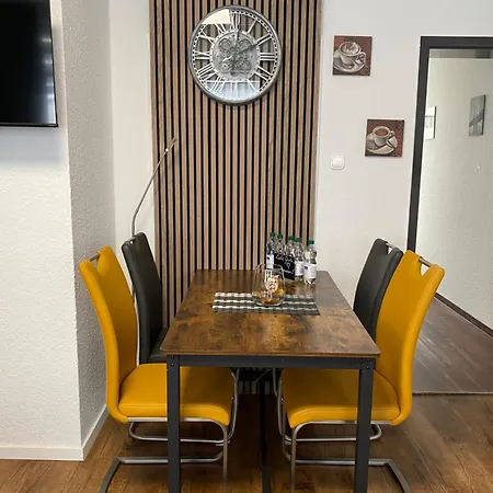 Nowa 1 Apartment *
