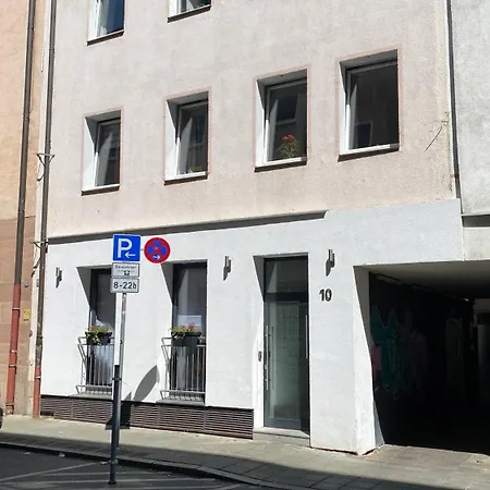 Apartment Nowa 1 *